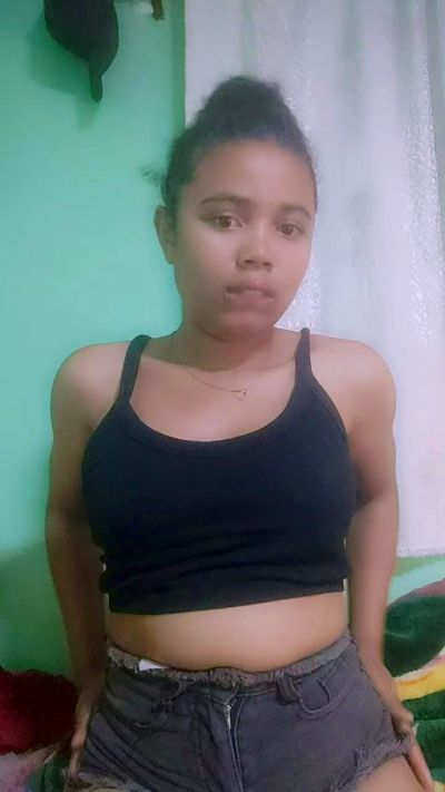 Arbelah live cam on Cam4