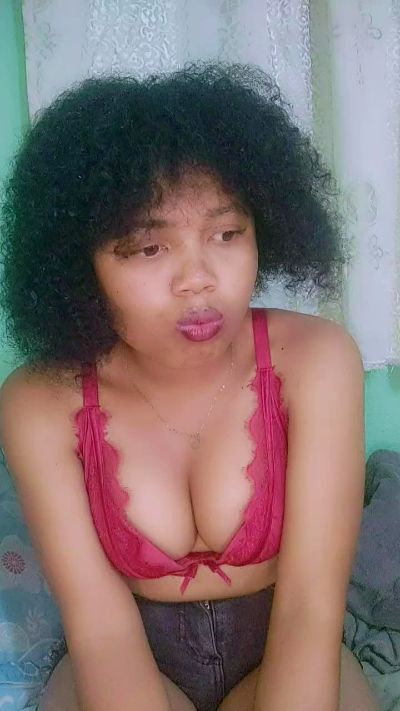 Arbelah live cam on Cam4