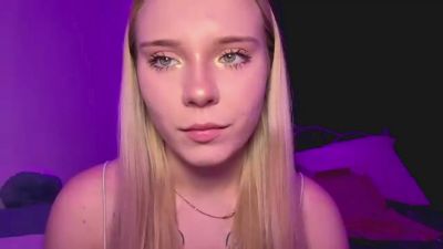 ArdelleHodos live cam on Cam4