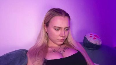 ArdelleHodos live cam on Cam4