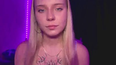 ArdelleHodos live cam on Cam4