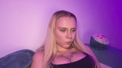 ArdelleHodos live cam on Cam4