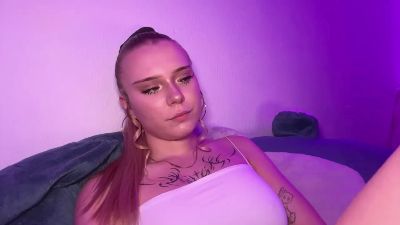 ArdelleHodos live cam on Cam4