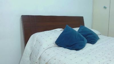 Arenaa live cam on Cam4