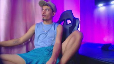 Ares_damm_ live cam on Cam4