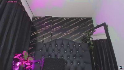 ArethaOzz live cam on Cam4