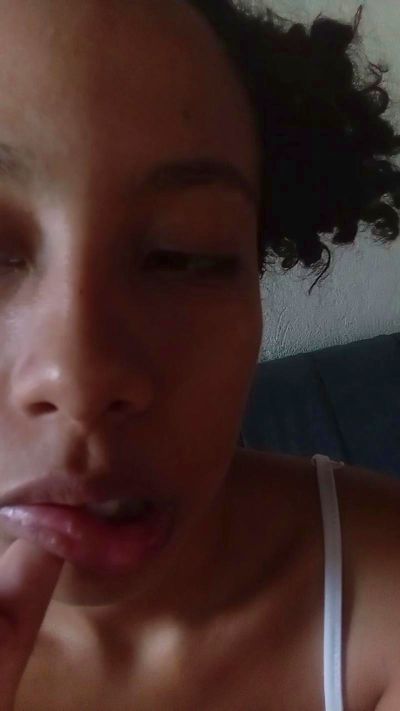 Ari0_9 live cam on Cam4