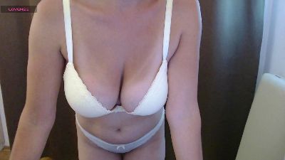 AriaArt live cam on Cam4