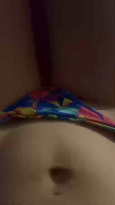 AriaG1 live cam on Cam4