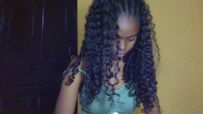 AriaQueen live cam on Cam4
