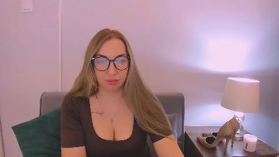 AriaSexually live cam on Cam4