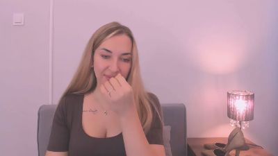AriaSexually live cam on Cam4