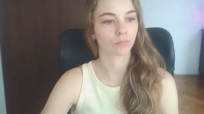AriaYoung live cam on Cam4