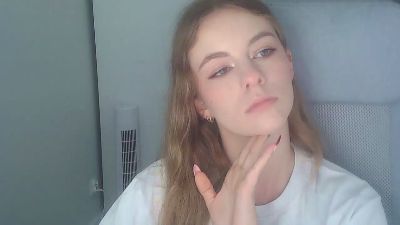 AriaYoung live cam on Cam4
