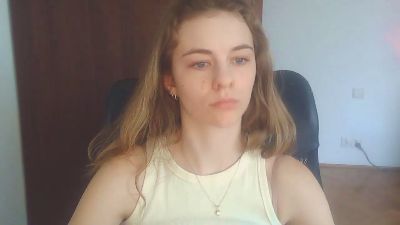 AriaYoung live cam on Cam4