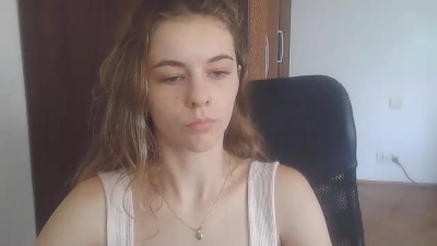AriaYoung live cam on Cam4