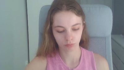 AriaYoung live cam on Cam4
