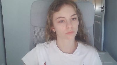 AriaYoung live cam on Cam4