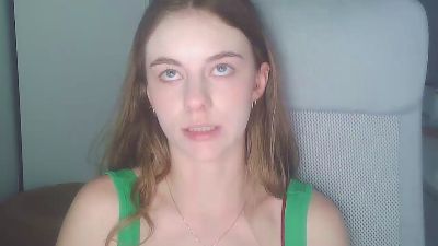 AriaYoung live cam on Cam4