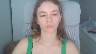 AriaYoung live cam on Cam4