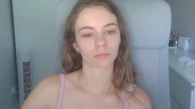 AriaYoung live cam on Cam4