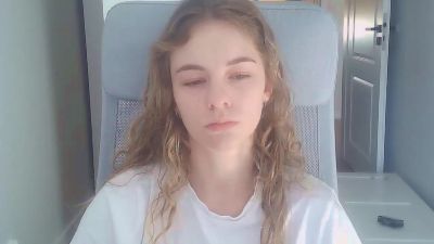 AriaYoung live cam on Cam4