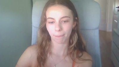 AriaYoung live cam on Cam4