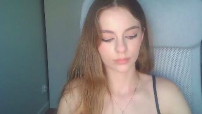 AriaYoung live cam on Cam4