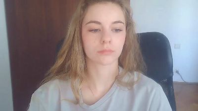 AriaYoung live cam on Cam4