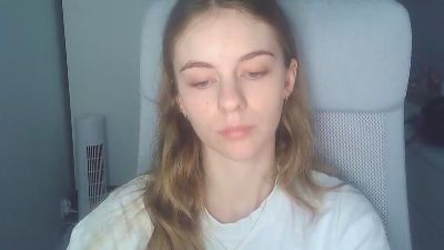 AriaYoung live cam on Cam4