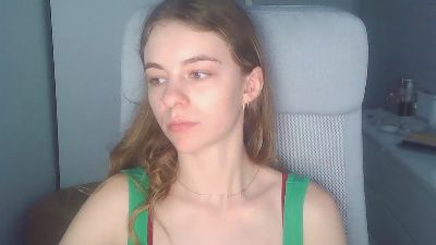 AriaYoung live cam on Cam4