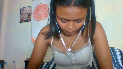 Arialove live cam on Cam4