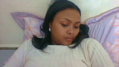 Arialove live cam on Cam4