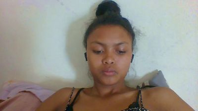 Arialove live cam on Cam4