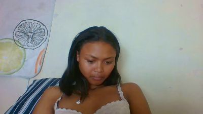 Arialove live cam on Cam4