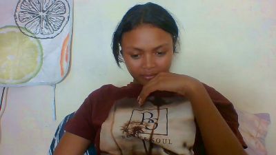 Arialove live cam on Cam4