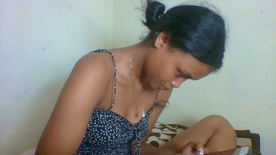 Arialove live cam on Cam4