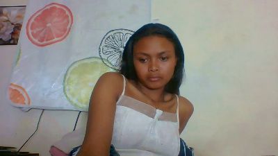 Arialove live cam on Cam4