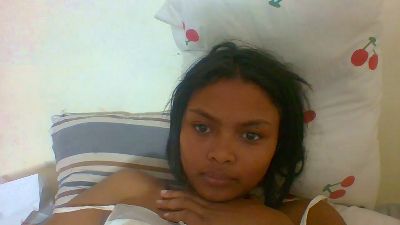 Arialove live cam on Cam4