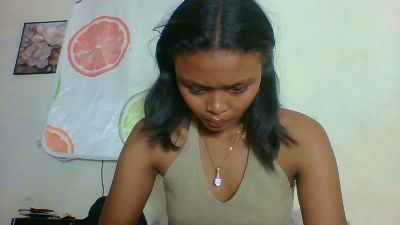 Arialove live cam on Cam4