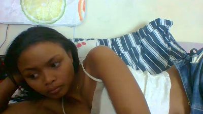 Arialove live cam on Cam4