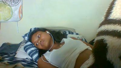 Arialove live cam on Cam4