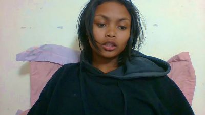 Arialove live cam on Cam4