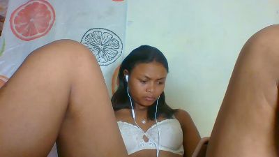 Arialove live cam on Cam4