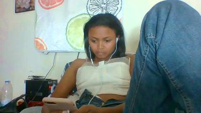 Arialove live cam on Cam4