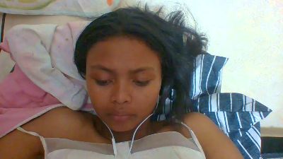 Arialove live cam on Cam4