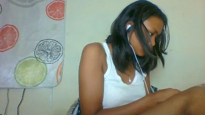 Arialove live cam on Cam4