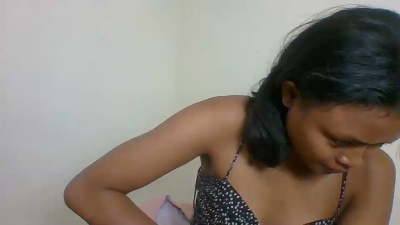 Arialove live cam on Cam4