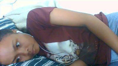 Arialove live cam on Cam4