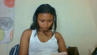 Arialove live cam on Cam4